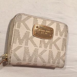 Mk mini wallet white